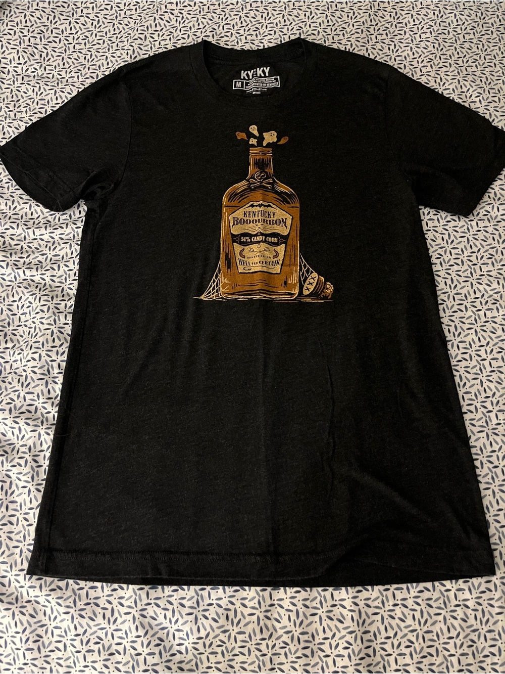 Kentucky Black Graphic Bourbon Bottle T-Shirt. Size medium.